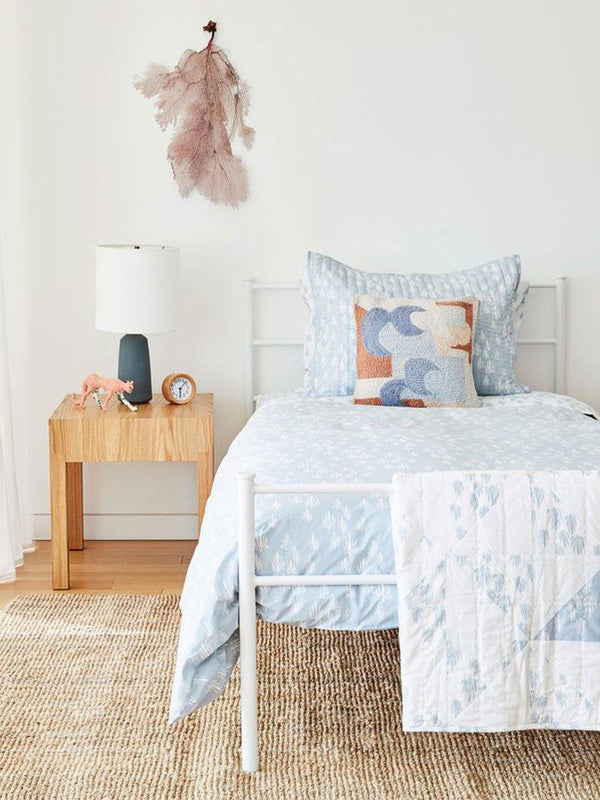 Rounding Out the Room: An Inviting Guest Room